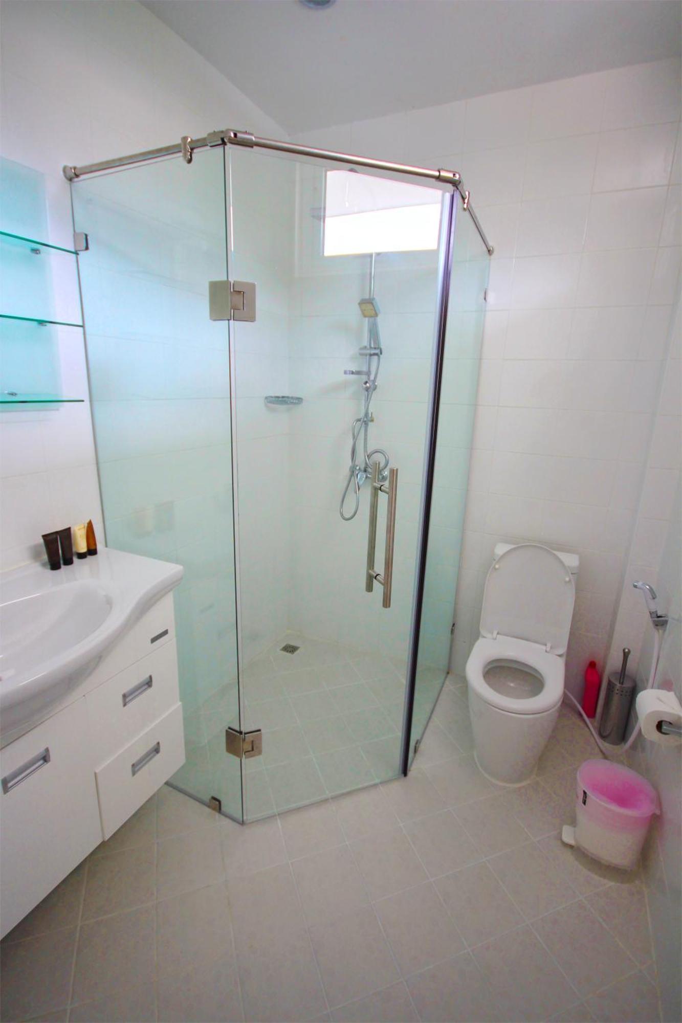 Beachside 3-Bedroom Townhouse W Private Pool At 70 Meters From Beach Ban Bang Po Exterior photo
